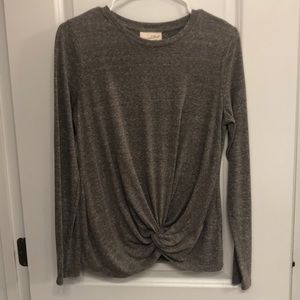 Knotted long sleeve tee